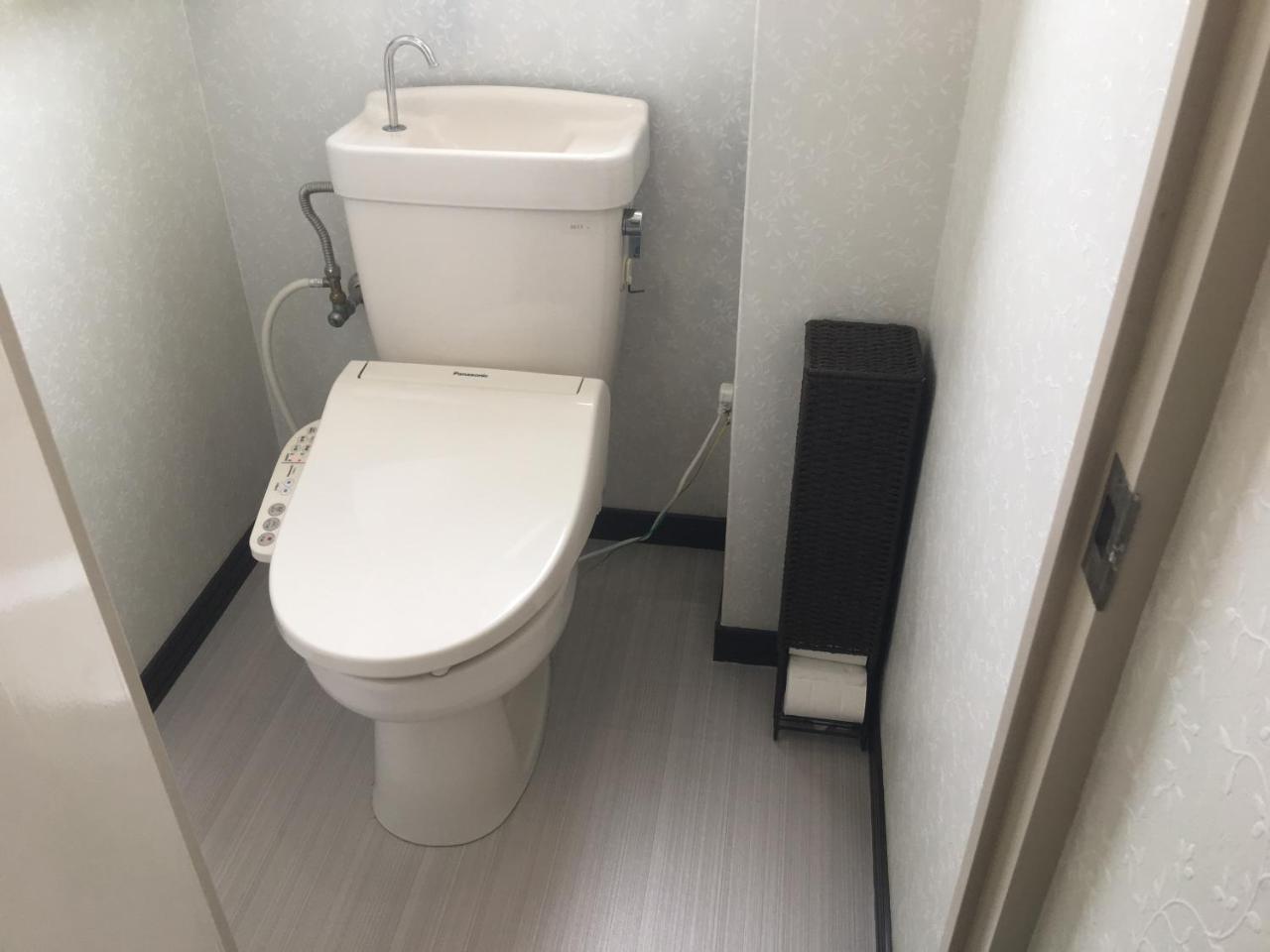 Sakura Hotel Tennoji 1 Osaka Bagian luar foto